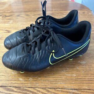 Nike Youth Soccer Cleats - Size 5Y